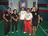 09.jpg